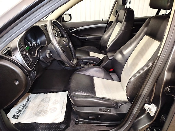 Saab 9-3 13 of 27