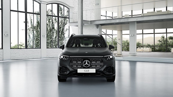 Mercedes-Benz GLB350 8 of 23