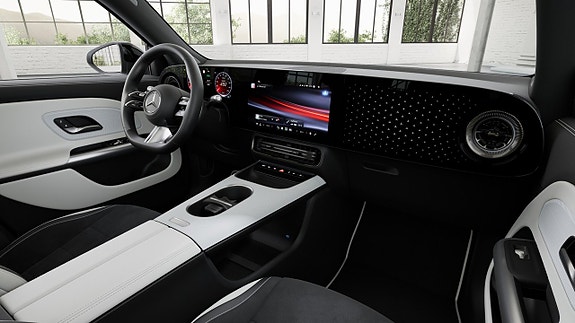 Mercedes-Benz GLB350 15 of 23