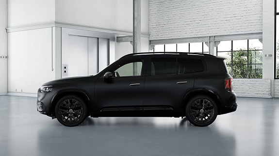 Mercedes-Benz GLB350 6 of 23