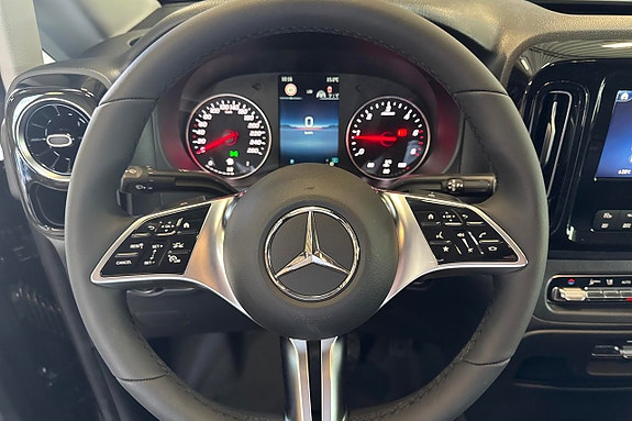 Mercedes-Benz Vito 119 11 of 17