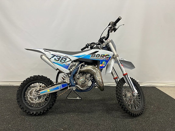 HUSKVARNA TC65 "Endast 28h, Dubbdäck"