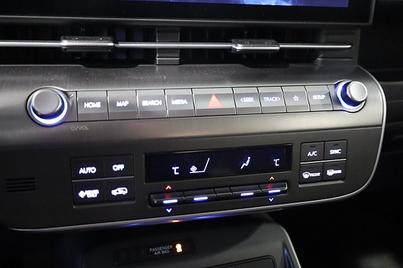 Hyundai Kona 16 of 20