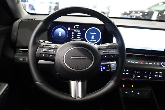 Hyundai Kona 12 of 20