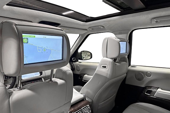 Land Rover Range Rover 17 of 25