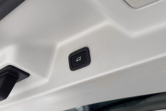 Land Rover Range Rover 21 of 25