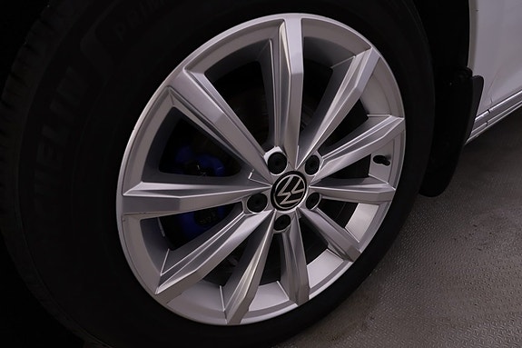 Volkswagen Passat 23 of 23
