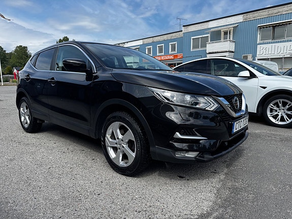 Nissan Qashqai 2 of 5