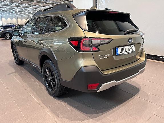 Subaru Outback 4 of 5