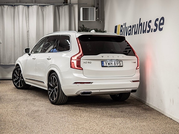 Volvo XC90 4 of 5