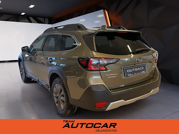 Subaru Outback 3 of 5