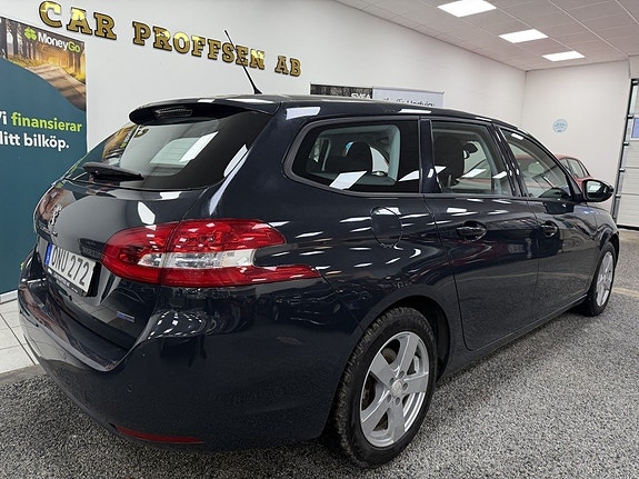 Peugeot 308 4 of 20