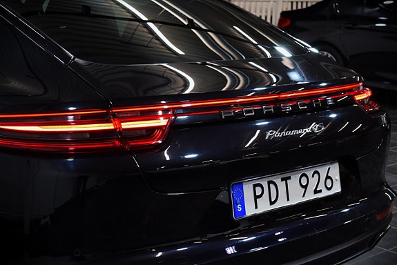 Porsche Panamera 4S 6 of 28