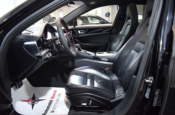Porsche Panamera 4S 8 of 28