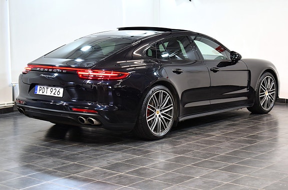 Porsche Panamera 4S 7 of 28