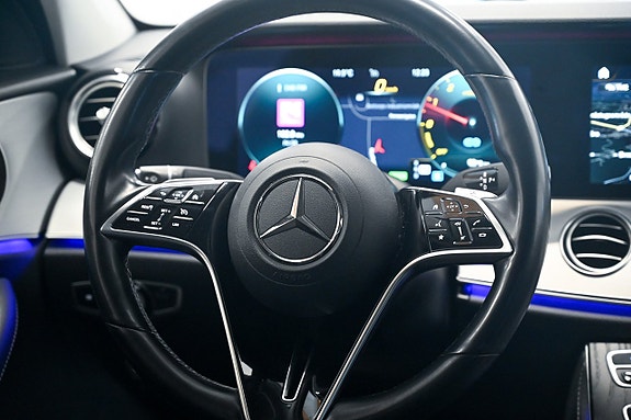 Mercedes-Benz E300 de 12 of 23