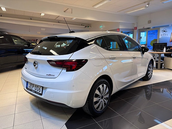 Opel Astra 5 of 5