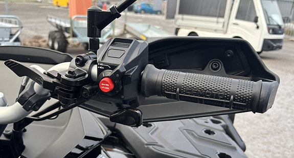 CFMOTO CFORCE 850 BLACK EDITION 11 of 11