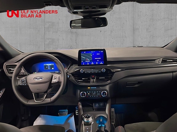 Ford Kuga 12 of 15