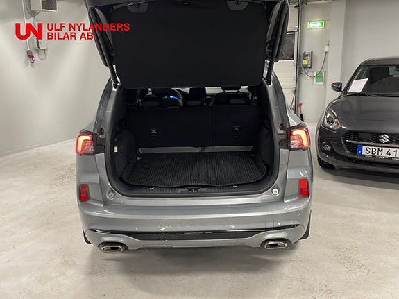 Ford Kuga 7 of 15