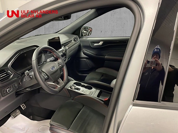 Ford Kuga 8 of 15
