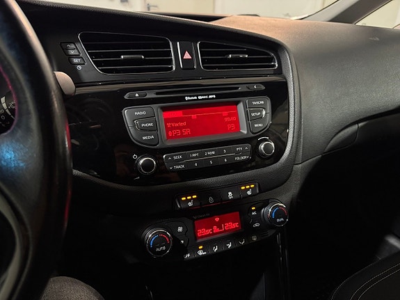 Kia Ceed 16 of 21
