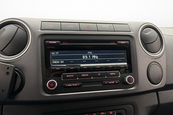 Volkswagen Amarok 22 of 28