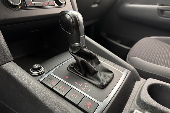 Volkswagen Amarok 25 of 28