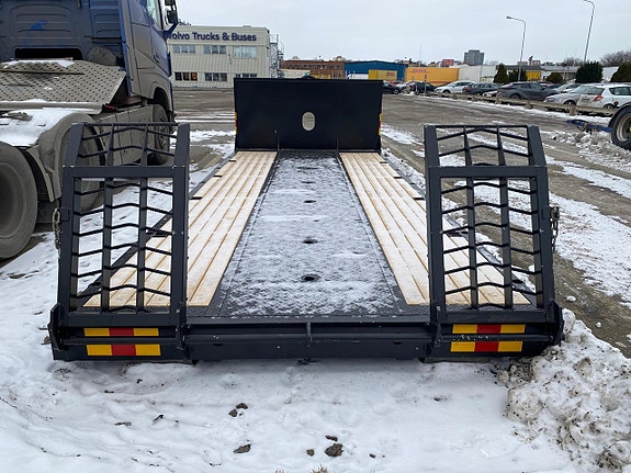 Sisu 25 ton Maskinflak 3 of 7