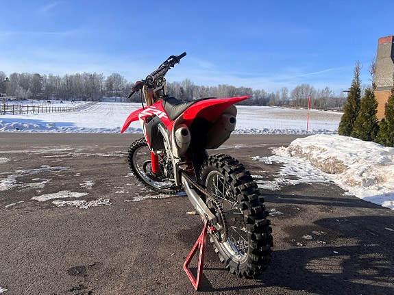 Honda CRF450R 6 of 7