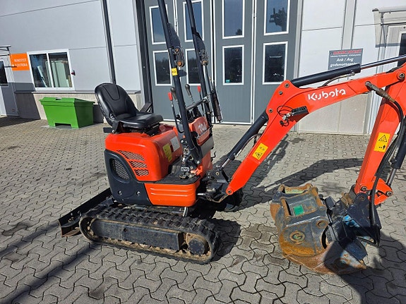 Kubota U10-3 2 of 12