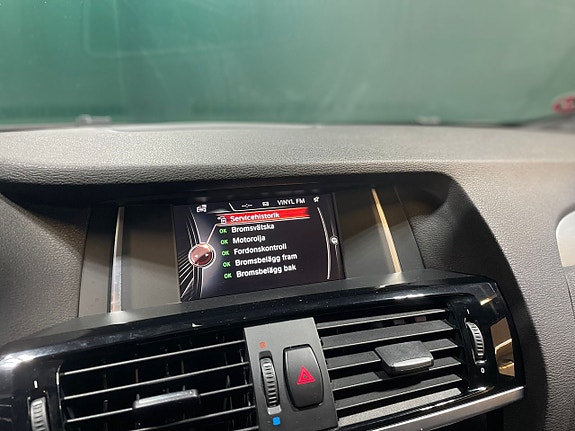BMW X4 15 of 17