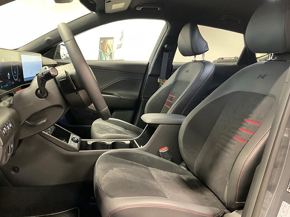 Hyundai Kona 8 of 19