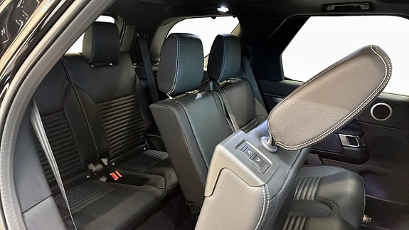 Land Rover Discovery 13 of 13