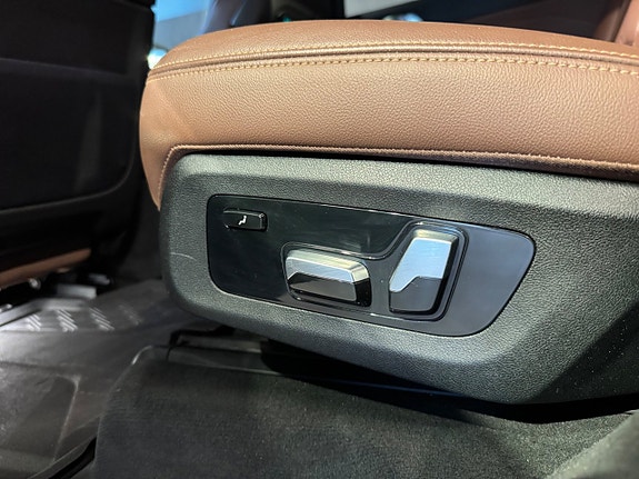 BMW X7 18 of 30