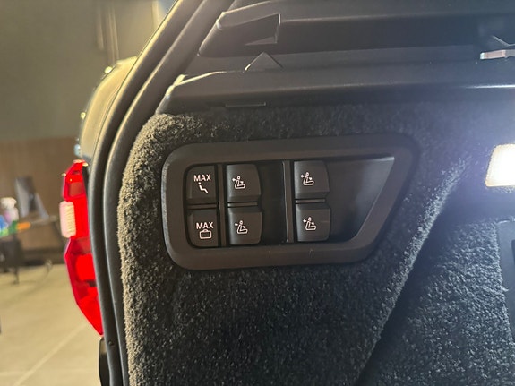 BMW X7 25 of 30
