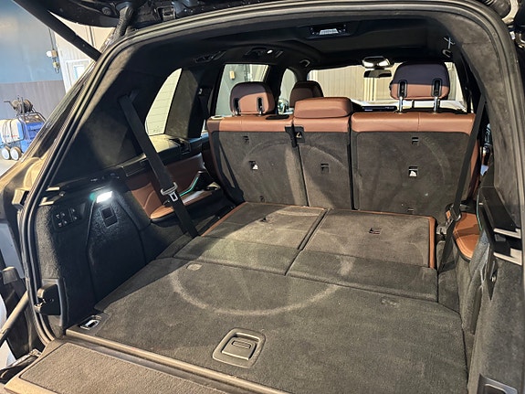 BMW X7 23 of 30