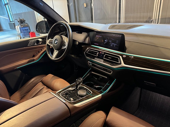 BMW X7 11 of 30