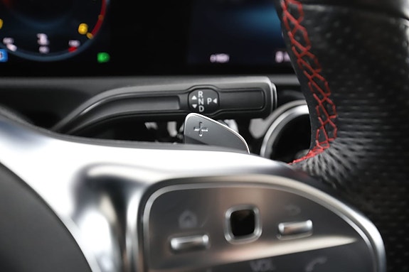 Mercedes-Benz CLA200 27 of 30