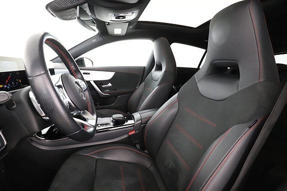Mercedes-Benz CLA200 11 of 30