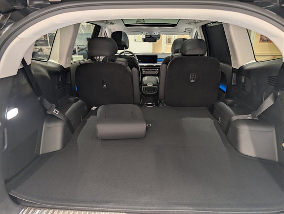 Hyundai Ioniq 9 8 of 8