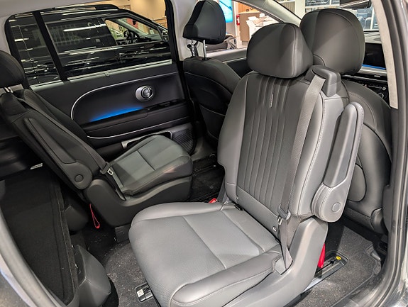 Hyundai Ioniq 9 6 of 8