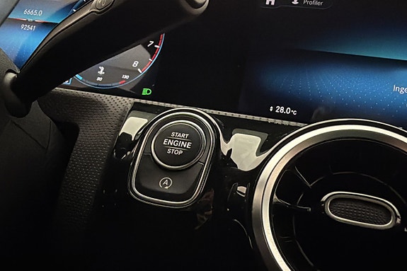 Mercedes-Benz CLA250+ 15 of 27