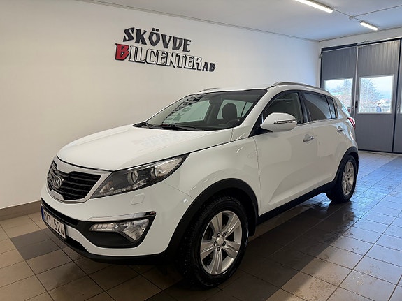 Kia Sportage 2 of 9