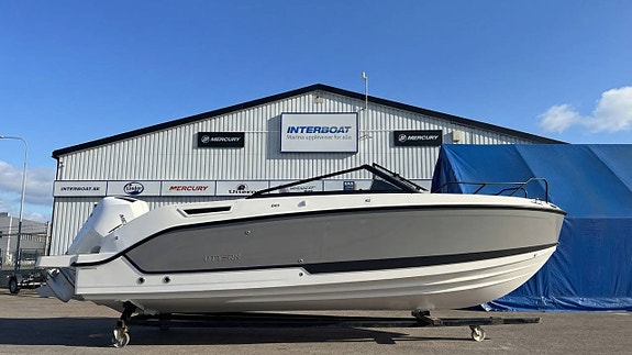 2026 Uttern D65 DeLuxe Line Mercury F 200 V6 Kampanj 3,95%