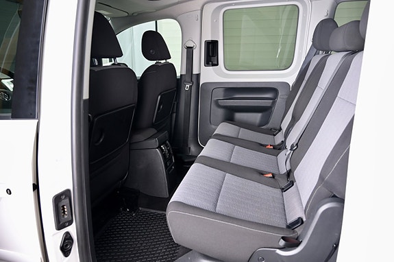 Volkswagen Caddy 8 of 19