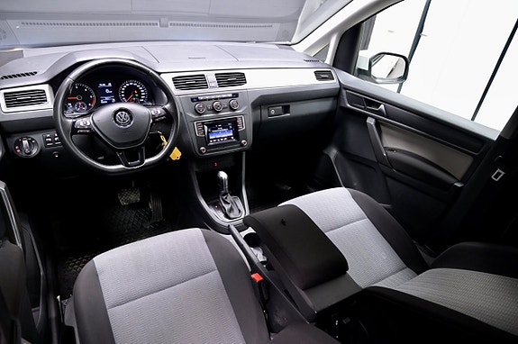 Volkswagen Caddy 12 of 19