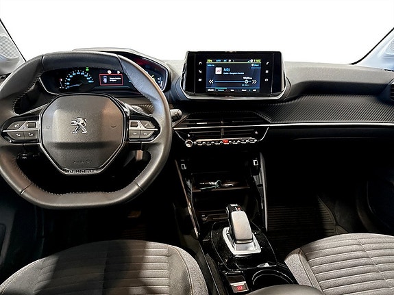Peugeot e-208 6 of 15