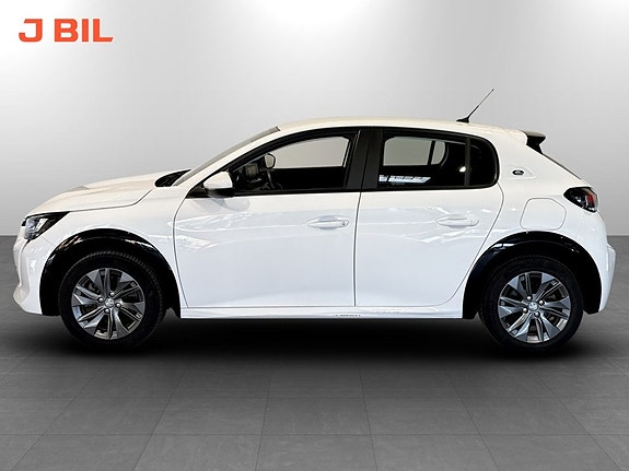 Peugeot e-208 13 of 15