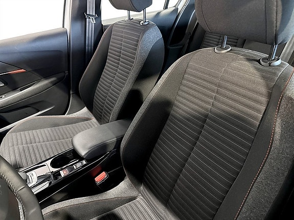 Peugeot e-208 5 of 5